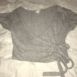 Caution in the wind wrap shirt